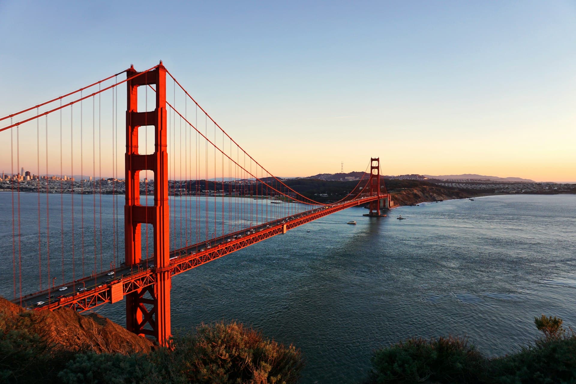San Francisco Golden Gate Bridge at sunset